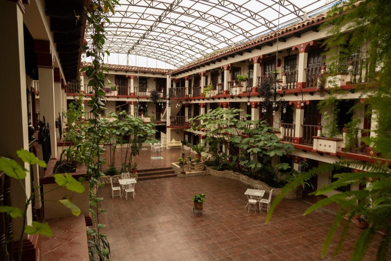 Hotel D'Monica San Cristóbal de Las Casas Exterior foto
